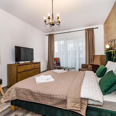 Apartament Smarald Braşov Esterno foto