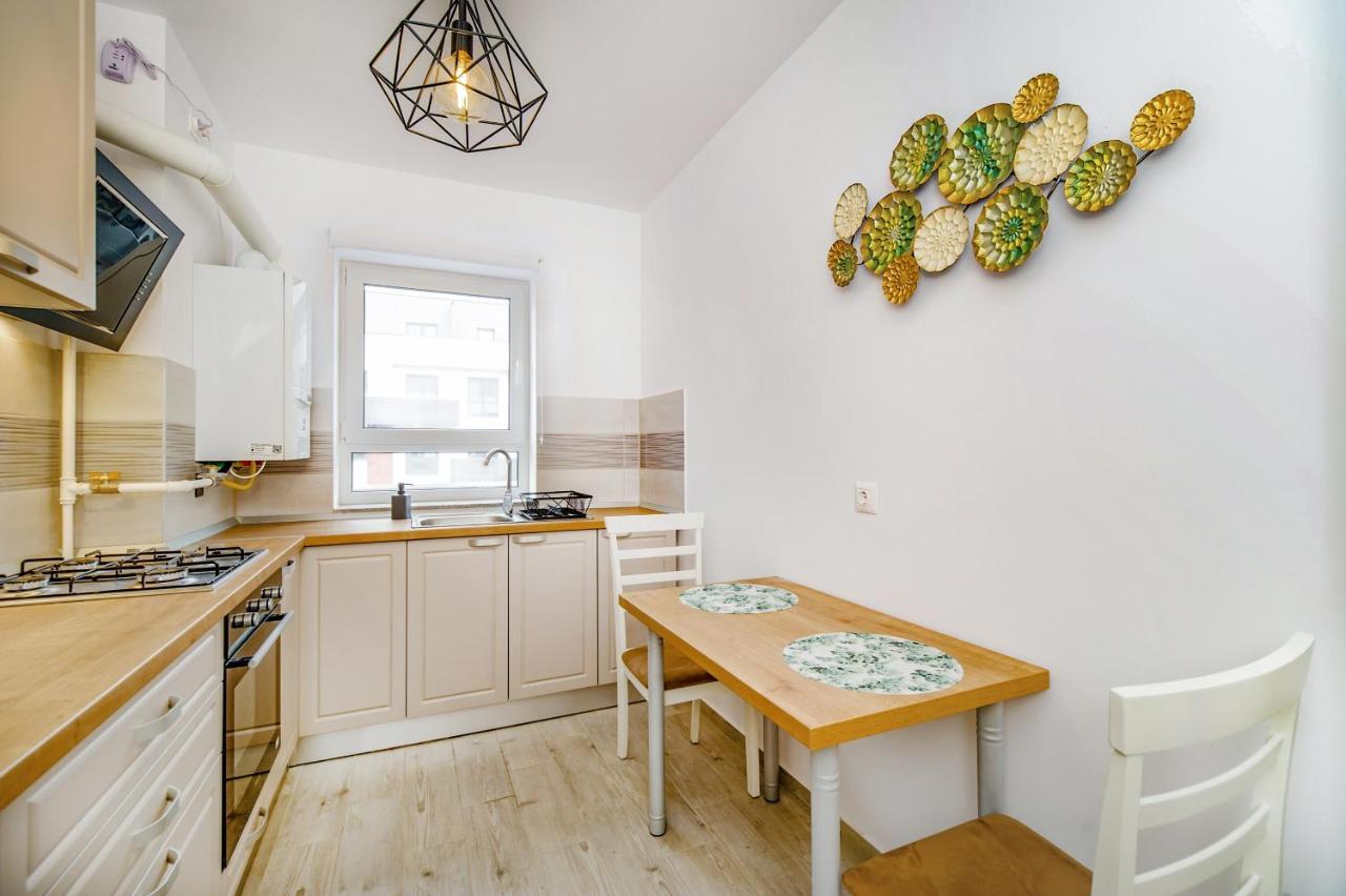 Apartament Smarald Braşov Esterno foto